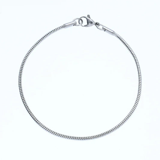 Minimalistisches Edelstahlarmband mit Schlangenkette