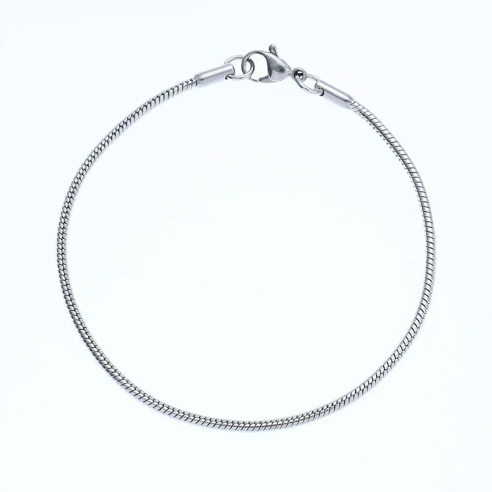 Minimalistisches Edelstahlarmband mit Schlangenkette