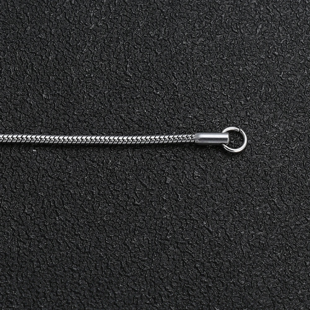 Minimalistisches Edelstahlarmband mit Schlangenkette