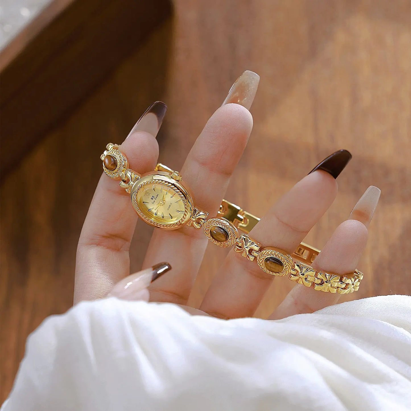 BS Bienenschwester FA1859 Damen Quarzuhr – Hochwertige Legierung mit Jade-Armband, Wasserfest, Elegante Dress-Uhr