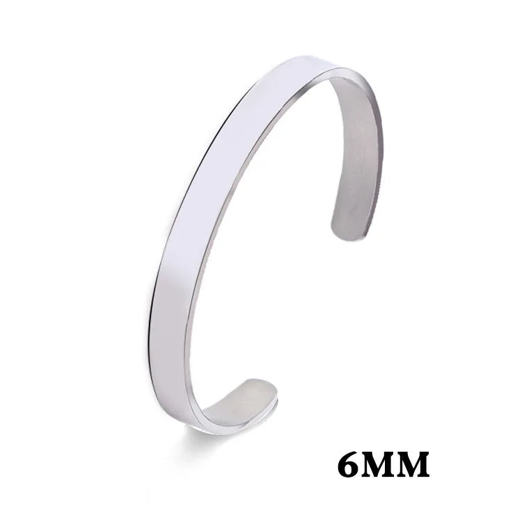 Minimalistisches Edelstahl-Manschettenarmband