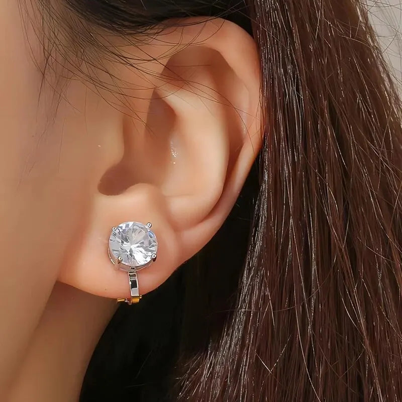 Klassische Eleganz – Goldene Zirkonia-Ohrringe