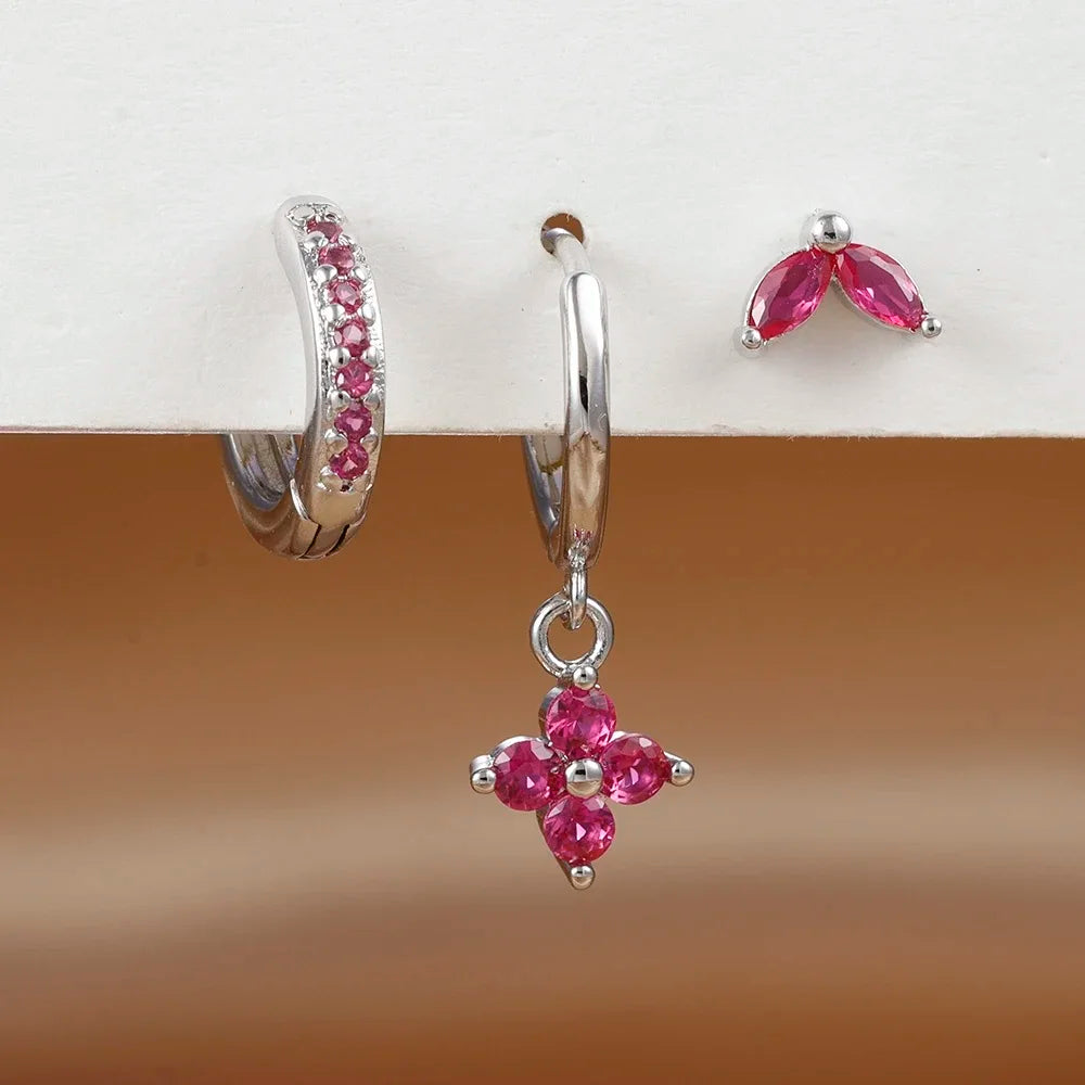 Goldene Eleganz – Ohrring-Set mit funkelndem Anhänger