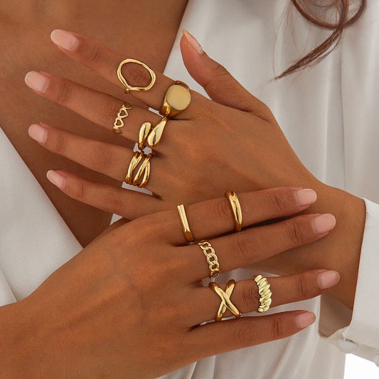 Goldene Minimalistische Ringe – Eleganz für jeden Stil