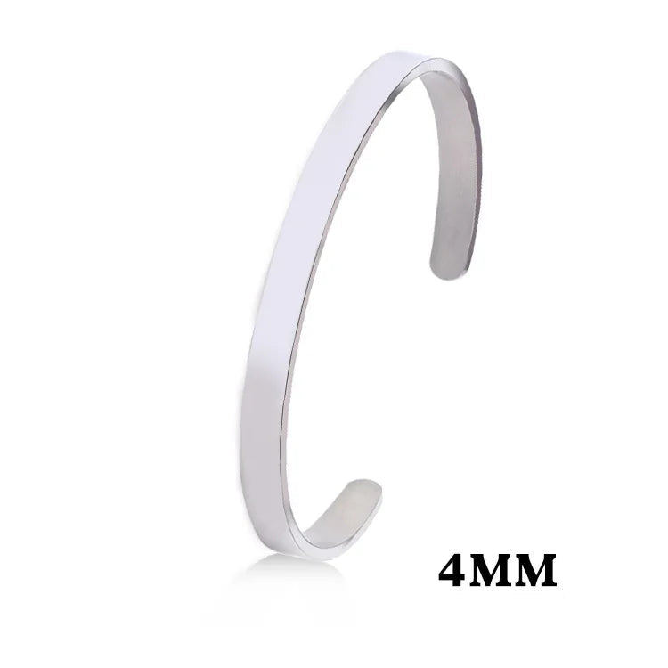 Minimalistisches Edelstahl-Manschettenarmband