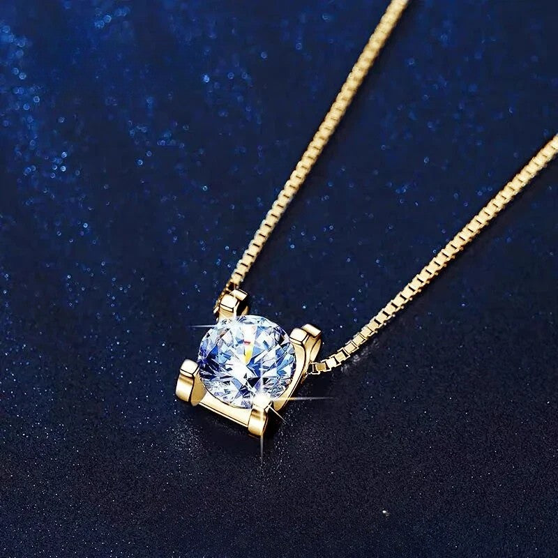 Golden Radiance Moissanite-Halskette